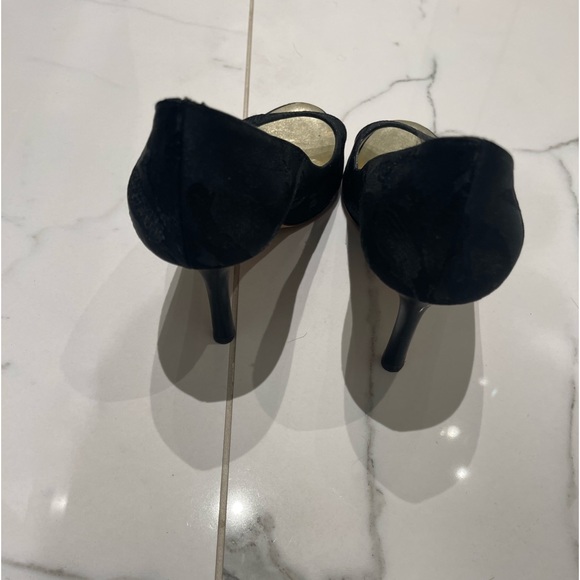 Vera Wang black heels - Picture 2 of 8